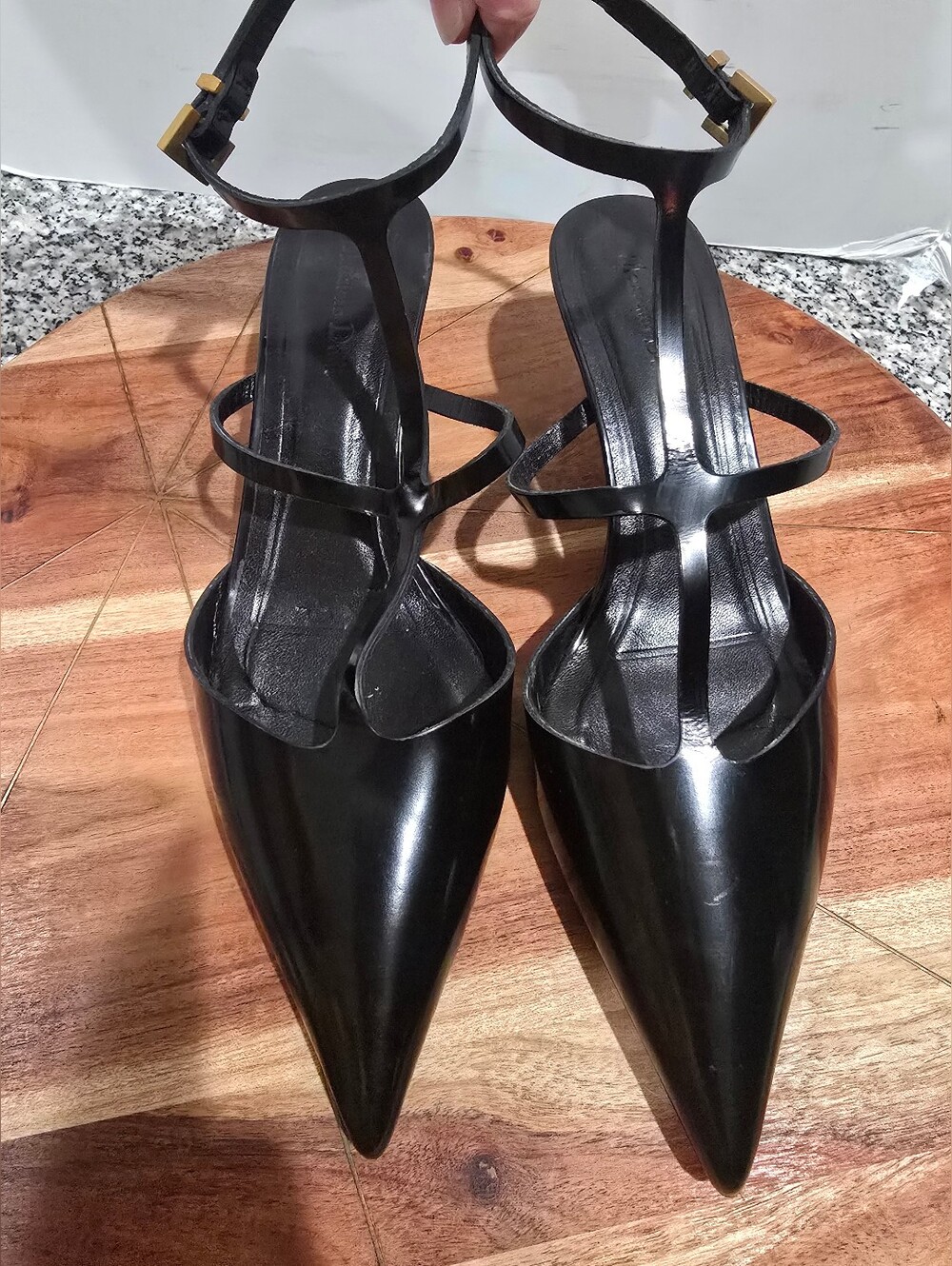 MASSIMO DUTTI Black T-Strap Heels